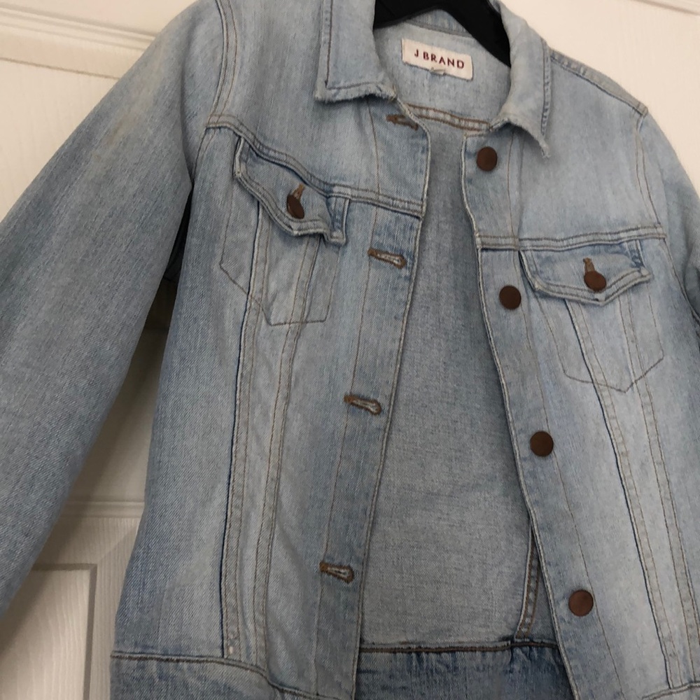 Light Jean Jacket. Excellent Condition. - image 4
